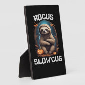 Hocus Slowcus Sloth liebt Halloween-Kostümtee E Fotoplatte (Seite)