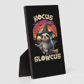 Hocus Slowcus Sloth liebt Halloween-Kostümtee E Fotoplatte (Seite)