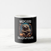 Hocus Slowcus Sloth liebt Halloween-Kostümtee E Kaffeetasse (Mittel)