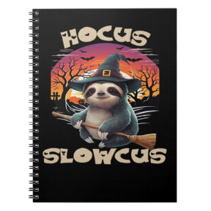 Hocus Slowcus Sloth liebt Halloween-Kostümtee E Notizblock