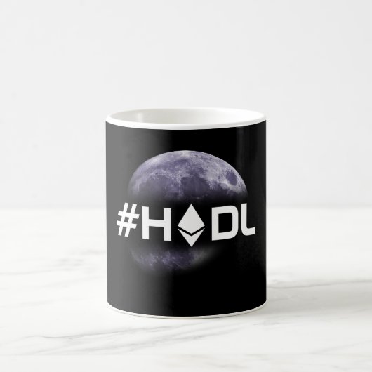 #HODL Ethereum zur Mond-Schwarz-Tasse Kaffeetasse (Mittel)