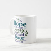 Hoffnung durch jede geschlossene Tür Glaube basier Kaffeetasse (Vorderseite Links)