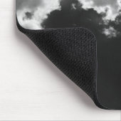 Hoffnung in der silbernen Verkleidung der Wolken. Mousepad (Ecke)