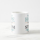 Hoffnung jenseits des Sturms Tägliche Glaubensanda Kaffeetasse (Mittel)
