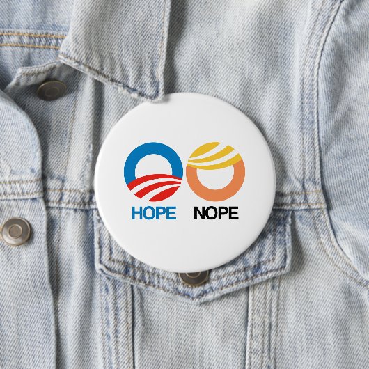 Hoffnung und Hoffnung — Anti-Trump-Design - Button (Beispiel)