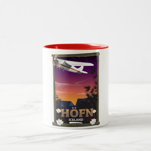 Höfn Island-Flugplakat Zweifarbige Tasse (Mittel)