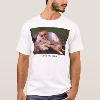Hoggle auf einer Bank T-Shirt