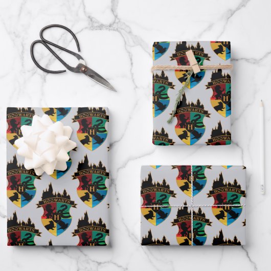 HOGWARTS™ Castle Wappen House Pride Abzeichen Geschenkpapier Set (Vorderseite)