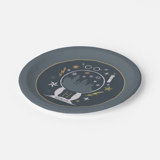HOGWARTS™ Snow Globe Grafik Pappteller (Schrägansicht)