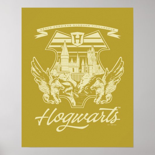 HOGWARTS™ Winged Shield Graphic Poster (Vorne)