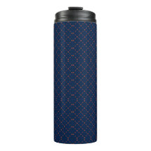 Hohe blaue Reisebecher mit schwarzem Deckel