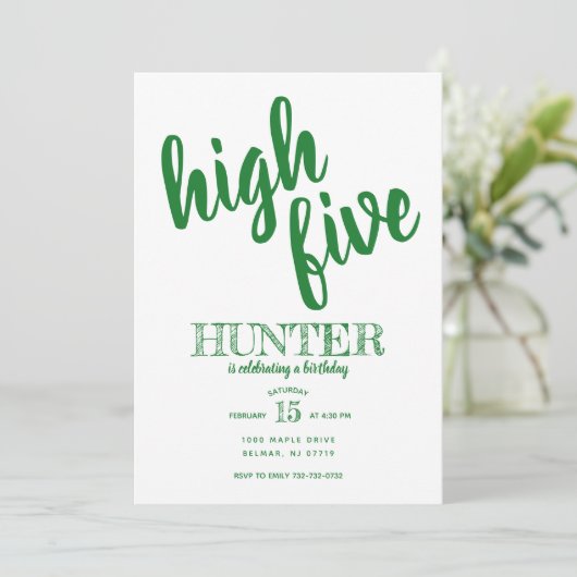 Hohe Fünf Geburtstage Einladung Grün (Stehend Vorderseite)