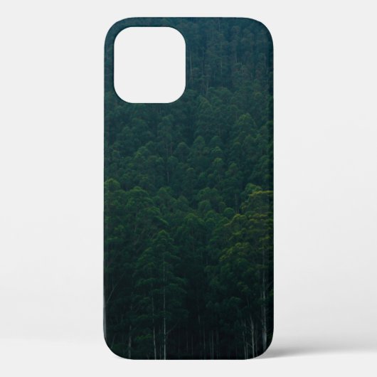 HOHE GRÜNE BÄUME Case-Mate iPhone HÜLLE (Rückseite)