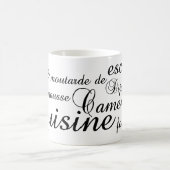 Hohe Küche ~ Typografie Kaffeetasse (Mittel)