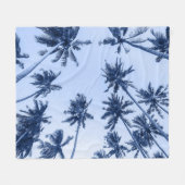 Hohe Palmen, klarer blauer Himmel. Fleecedecke (Vorderseite (Horizontal))