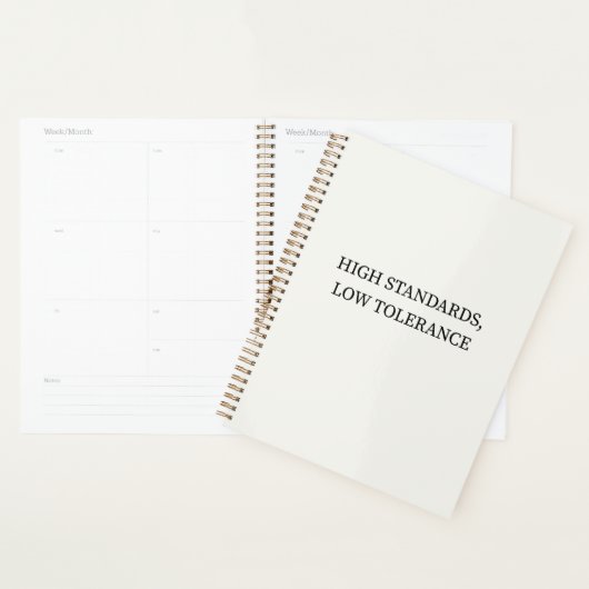 Hohe Standards, geringe Toleranz Minimalistisches Planer (Anzeige)