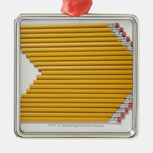 Hohe Winkelsicht der Bleistifte in Folge Ornament Aus Metall
