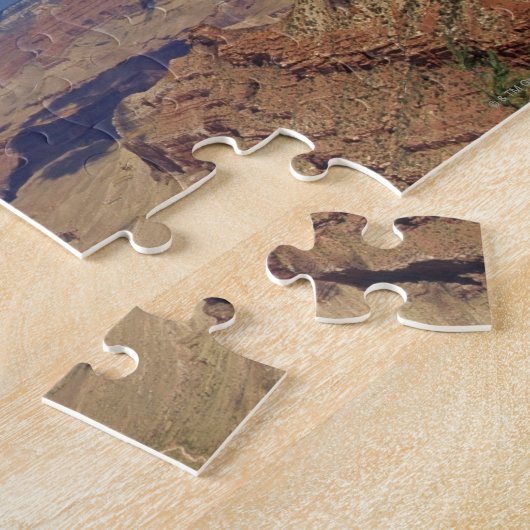 Hohe Winkelsicht eines schroffen Geländes, Puzzle (Seite)