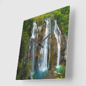 Höhenunterschied des Wasserfalls, Kroatien Quadratische Wanduhr (Winkel)