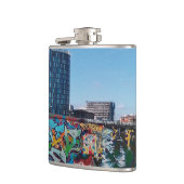 Hoher Aufstieg in Sheffield Flachmann (Links)