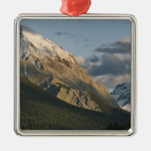 Hoher Gipfel in der Nähe des Maligne Lake, Jasper  Silbernes Ornament