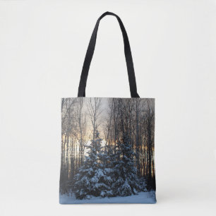 Hoher weiße Fichte-Winter-goldener Sonnenuntergan Tasche