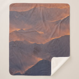 HÖHERE SICHT AUF DEN BERG SHERPADECKE