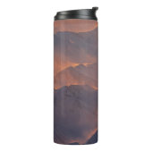 HÖHERE SICHT AUF DEN BERG THERMOSBECHER (Nach links gedreht)
