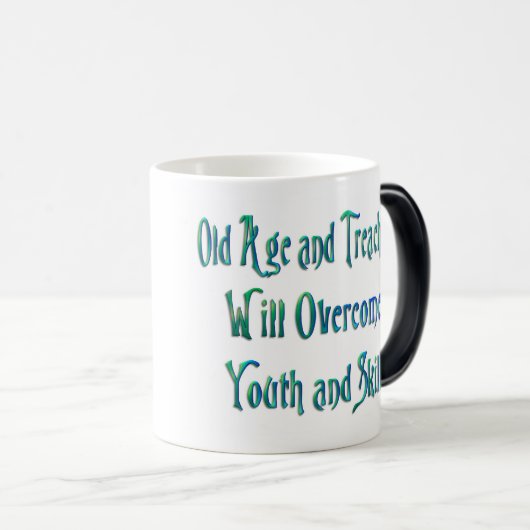 Hohes Alter und Verrat Verwandlungstasse (VorderseiteRechts)