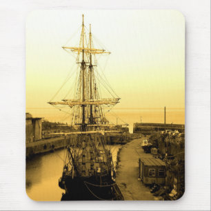 Hohes Schiff Mousepad