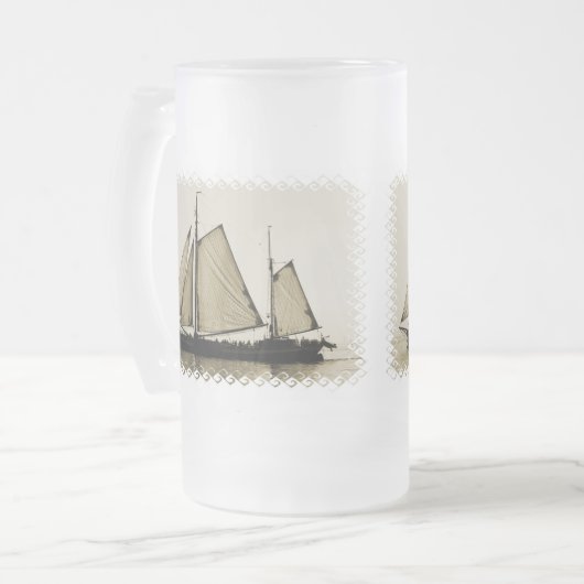 Hohes Schiffs-mattierte Bier-Tasse Mattglas Bierglas (Vorderseite Links)