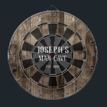 Höhle des Personalisierten Mannes Dartscheibe<br><div class="desc">Imitat Holzboden mit individuelle Name- und Menschenhöhle in der Mitte des Brettes. Andere Farben sind im Shop erhältlich.</div>