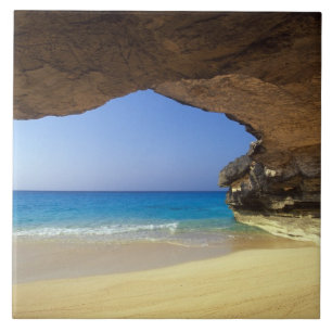 Höhle in der französischen Bucht, Insel San Salv Fliese