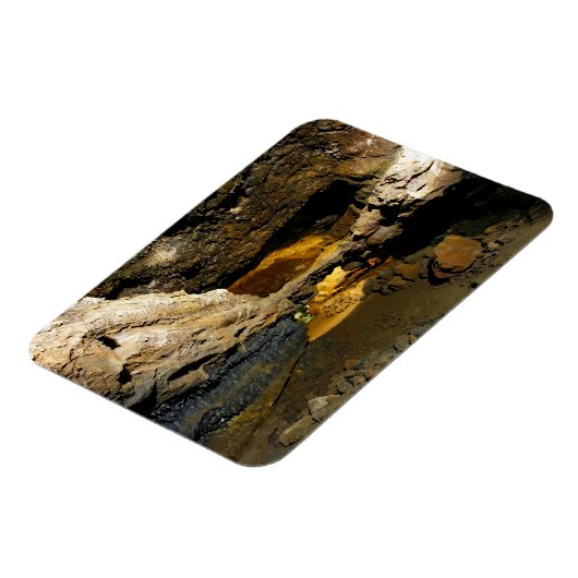 Höhle Lava Magnet (Linke Seite)