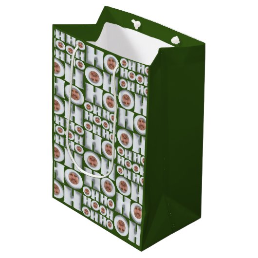 HoHo! Geschenk von mir! Ihr Face Wrapping Paper Mittlere Geschenktüte (Vorderseite Schrägansicht)