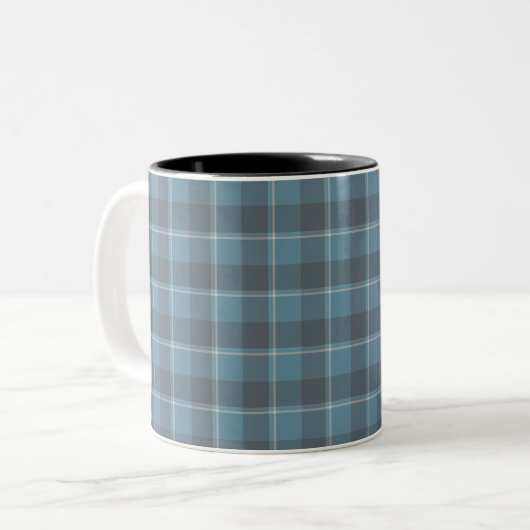 Hoki Blue and Shuttle Gray Plaid Zweifarbige Tasse (Vorderseite Links)