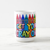 Hol deinen Crayon an! Happy Cartoon Crayons Art Kaffeetasse (Mittel)