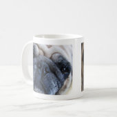 Hol dir bald einen tollen Mops-Hund Kaffeetasse (Vorderseite Links)