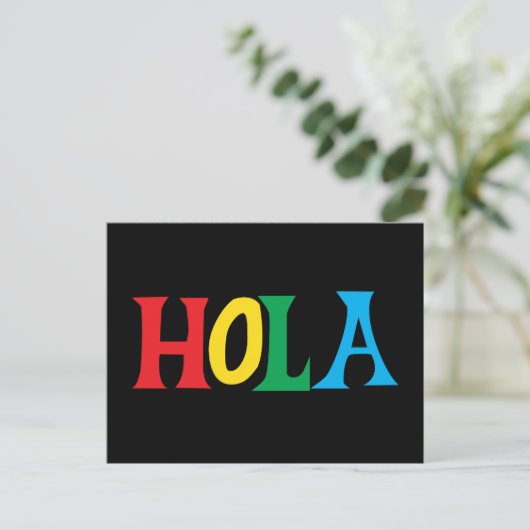 Hola in farbenfroher typografischer Gestaltung Postkarte (Stehend Vorderseite)
