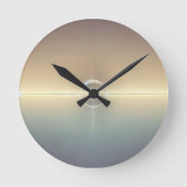 Holding The Line Runde Wanduhr (Vorderseite)