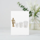 HoldingBeaker013110 Postkarte (Stehend Vorderseite)