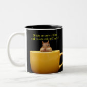 Holen Sie mir mehr Kaffee… Zweifarbige Tasse (Links)