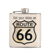 Holen Sie sich Ihre Kicks auf Route 66 Flachmann (Vorderseite)