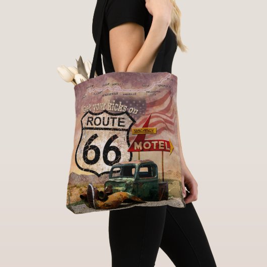Holen Sie sich Ihre Kicks auf Route 66 Tasche (Von Nahem)