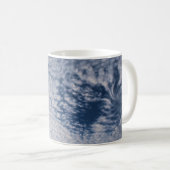 Holey Wolken bei Sonnenaufgang Kaffeetasse (VorderseiteRechts)