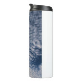 Holey Wolken bei Sonnenaufgang Thermosbecher (Nach rechts gedreht)