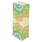 Holi Mandala Geschenktüte Für Weinflaschen (Vorderseite Schrägansicht)