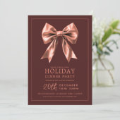 Holiday Dinner Party Rose Gold Satin Bow Burgundy Einladung (Stehend Vorderseite)