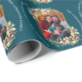 Holiday Foto Mistletoe Gold Frame Personalisiert Geschenkpapier (Rolleneckpunkt)