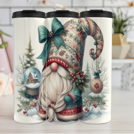 Holiday Gnome mit Weihnachtshut Thermosbecher